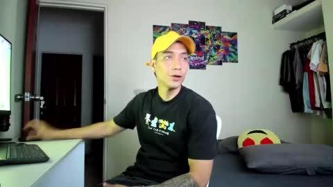 Daniel martinez - Independent model online show from October 2025 11:05:01 PM