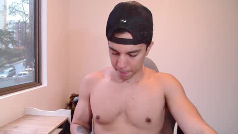 Snapshot of scott_brasher1 chatting on February 2025 10:25:01 PM Twitter Scott brasher1 Instagram Camiloestuardo2 online show from February 2025 10:25:01 PM