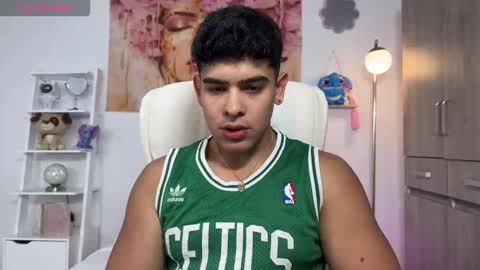 Andrew Flintt online show from November 2025 02:25:01 AM