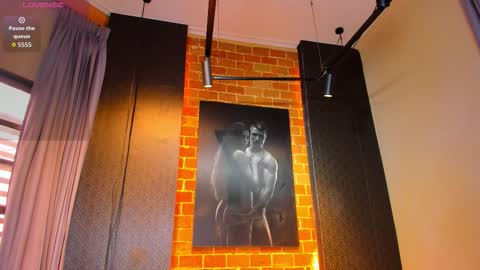 Scottfischer  online show from November 2025 07:35:01 PM