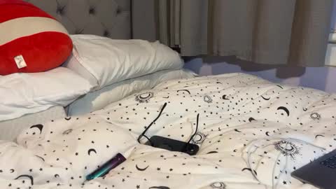 Snapshot of scottish_twink01 chatting on December 2024 10:58:02 PM danny online show from December 2024 10:58:02 PM