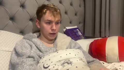 Snapshot of scottish_twink01 chatting on December 2024 01:24:01 AM danny online show from December 2024 01:24:01 AM