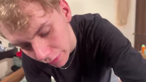 Snapshot of scottish_twink01 chatting on December 2024 07:53:02 PM danny online show from December 2024 07:53:02 PM