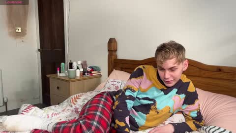 Snapshot of scottish_twink01 chatting on January 2025 02:15:01 PM danny online show from January 2025 02:15:01 PM