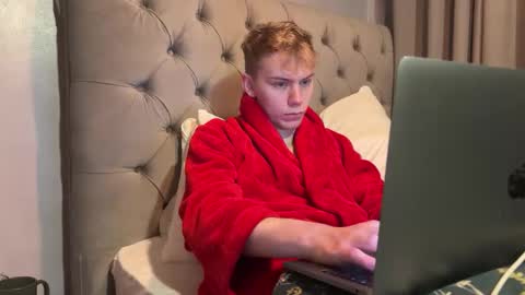 Snapshot of scottish_twink01 chatting on January 2025 12:54:02 AM danny online show from January 2025 12:54:02 AM