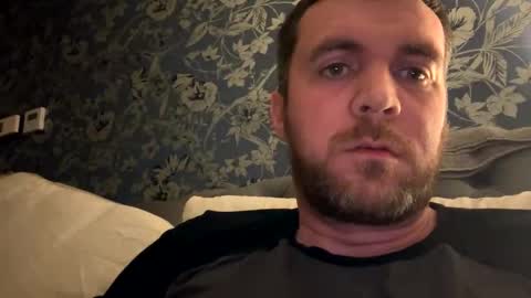 Snapshot of scottishbigdick87 chatting on April 2026 01:25:01 AM scottishbigdick87 online show from April 2026 01:25:01 AM