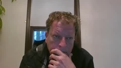 Snapshot of scottpbi52 chatting on December 2024 03:31:01 PM scottpbi52 online show from December 2024 03:31:01 PM