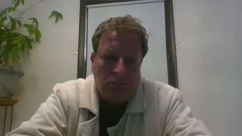 Snapshot of scottpbi52 chatting on January 2025 09:47:02 PM scottpbi52 online show from January 2025 09:47:02 PM