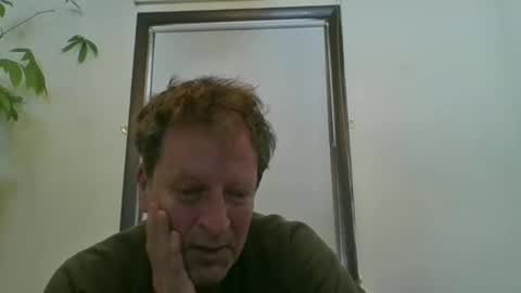 Snapshot of scottpbi52 chatting on January 2025 07:04:01 PM scottpbi52 online show from January 2025 07:04:01 PM