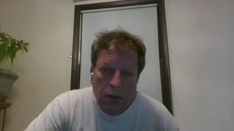 Snapshot of scottpbi52 chatting on January 2025 10:35:02 PM scottpbi52 online show from January 2025 10:35:02 PM