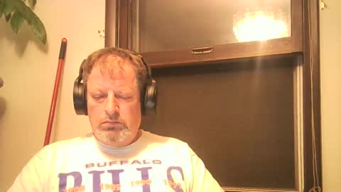 Snapshot of scottpbi52 chatting on September 2025 02:33:02 AM scottpbi52 online show from September 2025 02:33:02 AM