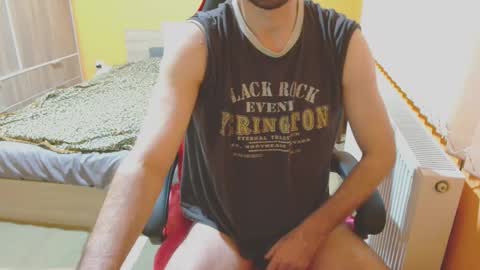 Snapshot of scotty_98 chatting on January 2025 08:21:01 PM scotty_98 online show from January 2025 08:21:01 PM