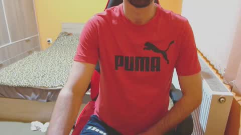 Snapshot of scotty_98 chatting on January 2025 06:20:02 PM scotty_98 online show from January 2025 06:20:02 PM