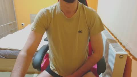 Snapshot of scotty_98 chatting on January 2025 07:00:02 PM scotty_98 online show from January 2025 07:00:02 PM