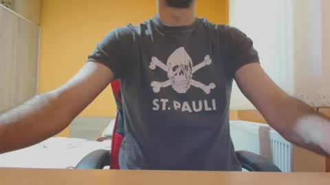 Snapshot of scotty_98 chatting on March 2025 04:14:01 PM scotty_98 online show from March 2025 04:14:01 PM