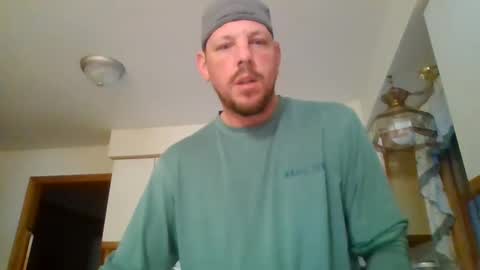 Snapshot of scottydoesntknow0 chatting on December 2024 10:11:02 PM scottydoesntknow0 online show from December 2024 10:11:02 PM