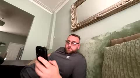Snapshot of scousegay4 chatting on May 2026 12:22:02 PM StraightScouse online show from May 2026 12:22:02 PM