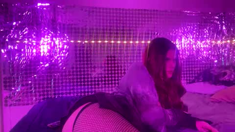 Snapshot of scoutcansquirt chatting on December 2025 11:04:02 AM scout online show from December 2025 11:04:02 AM