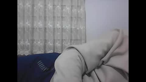 Snapshot of screw2 chatting on December 2024 08:25:02 PM Evren online show from December 2024 08:25:02 PM