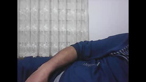 Snapshot of screw2 chatting on December 2024 06:52:02 PM Evren online show from December 2024 06:52:02 PM