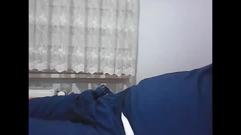 Snapshot of screw2 chatting on December 2024 11:24:01 PM Evren online show from December 2024 11:24:01 PM