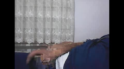 Snapshot of screw2 chatting on December 2024 07:31:02 PM Evren online show from December 2024 07:31:02 PM