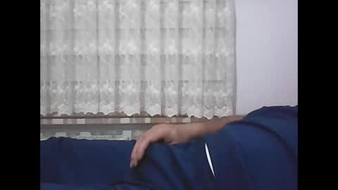 Snapshot of screw2 chatting on December 2024 11:09:01 PM Evren online show from December 2024 11:09:01 PM