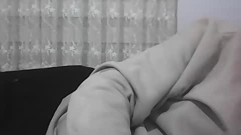 Snapshot of screw2 chatting on January 2025 05:19:01 PM Evren online show from January 2025 05:19:01 PM