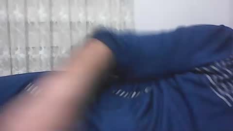 Snapshot of screw2 chatting on January 2025 09:39:02 PM Evren online show from January 2025 09:39:02 PM