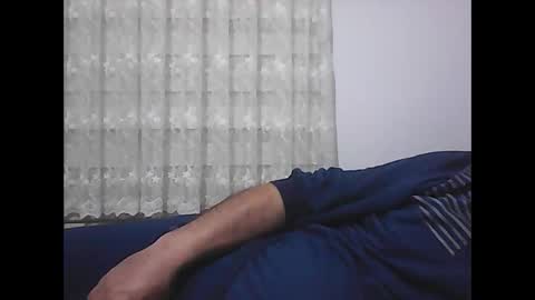 Snapshot of screw2 chatting on February 2025 07:23:02 PM Evren online show from February 2025 07:23:02 PM