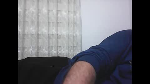 Snapshot of screw2 chatting on February 2025 09:06:02 PM Evren online show from February 2025 09:06:02 PM