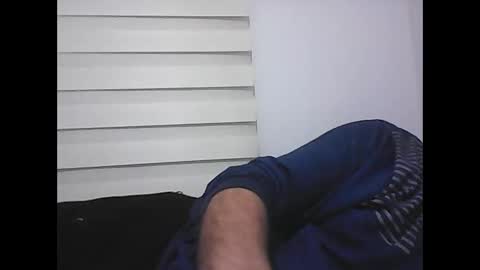 Snapshot of screw2 chatting on February 2025 09:27:02 PM Evren online show from February 2025 09:27:02 PM