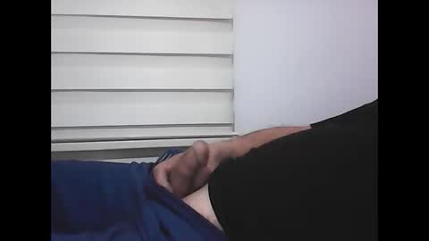 Snapshot of screw2 chatting on February 2025 04:05:01 PM Evren online show from February 2025 04:05:01 PM