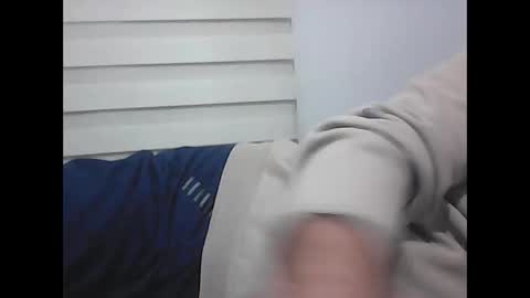 Snapshot of screw2 chatting on February 2025 07:09:01 PM Evren online show from February 2025 07:09:01 PM