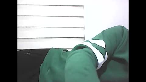 Snapshot of screw2 chatting on March 2025 10:02:02 PM Evren online show from March 2025 10:02:02 PM