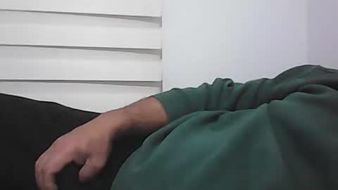 Snapshot of screw2 chatting on October 2025 06:50:01 PM Evren online show from October 2025 06:50:01 PM