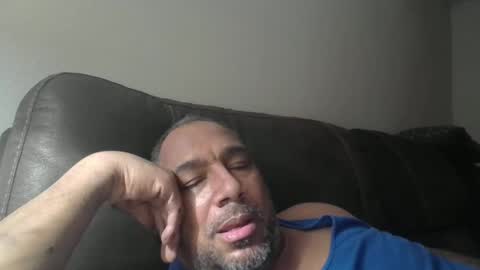 sdblkmale2131 online show from October 2025 03:43:02 AM