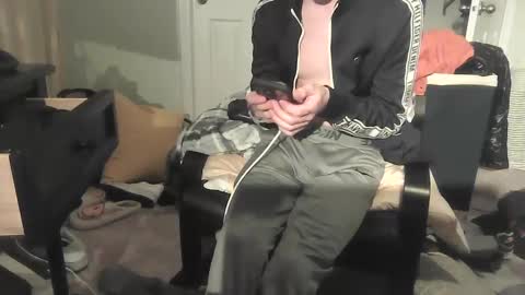 Snapshot of sdseventy chatting on February 2025 08:18:02 AM ObvHype online show from February 2025 08:18:02 AM