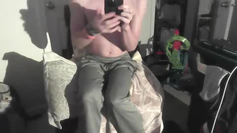 Snapshot of sdseventy chatting on February 2025 07:01:01 AM ObvHype online show from February 2025 07:01:01 AM