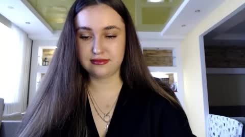 Elizabeth  online show from February 2025 10:00:02 AM