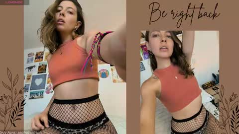 Aria Independent model online show from November 2025 12:13:02 AM