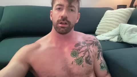 Snapshot of seanbluexxx chatting on June 2026 03:40:02 AM Sean Blue online show from June 2026 03:40:02 AM