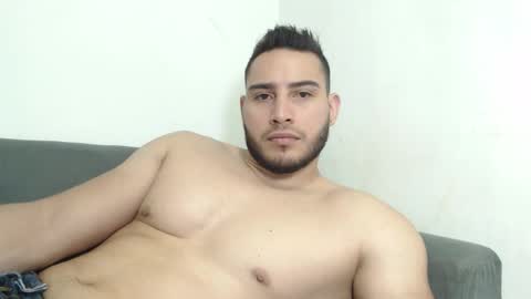seank_noszka online show from October 2025 04:48:01 PM