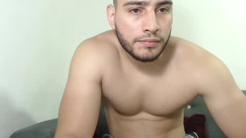 seank_noszka online show from December 2025 03:32:02 PM