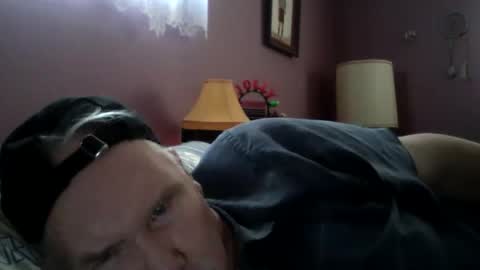 Snapshot of seanstiffy3916 chatting on April 2026 08:24:02 PM seanstiffy3916 online show from April 2026 08:24:02 PM