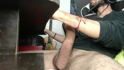 sebas21cm1 online show from February 2025 08:33:01 PM