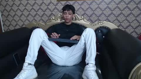 Sebastian Alvarez online show from September 2025 08:58:01 PM