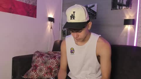 Snapshot of sebas_pretty7 chatting on November 2025 12:59:02 PM sebas_pretty7 online show from November 2025 12:59:02 PM