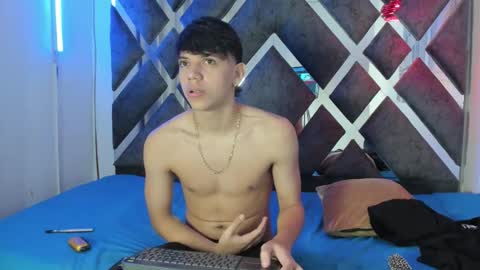 Snapshot of sebas_pretty7 chatting on November 2025 12:49:01 PM sebas_pretty7 online show from November 2025 12:49:01 PM