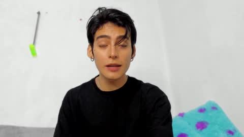 sebastian online show from December 2024 10:19:01 PM